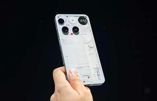 Reservar el nuevo teléfono Nothing Phone 3 en Amazon y obtener el doble de almacenamiento y $ 100 de descuento