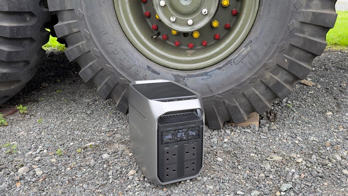 Probé una central eléctrica compacta con un generador solar, y es mi nuevo viaje esencial