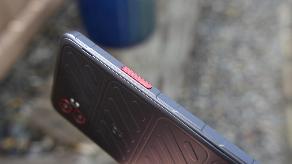 Reemplacé mi Samsung S25 Ultra con este modelo resistente que es la mitad del precio, y no me arrepienta